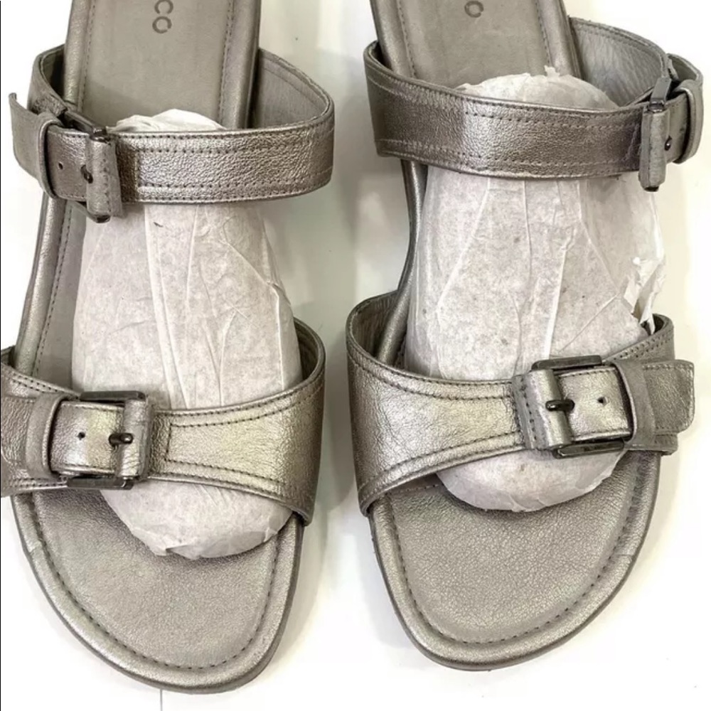 Ecco silver Leather Comfy sandals Sz39 worn once - Picture 3 of 3